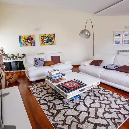 Casalinho Meco Алдея-ду-Меку